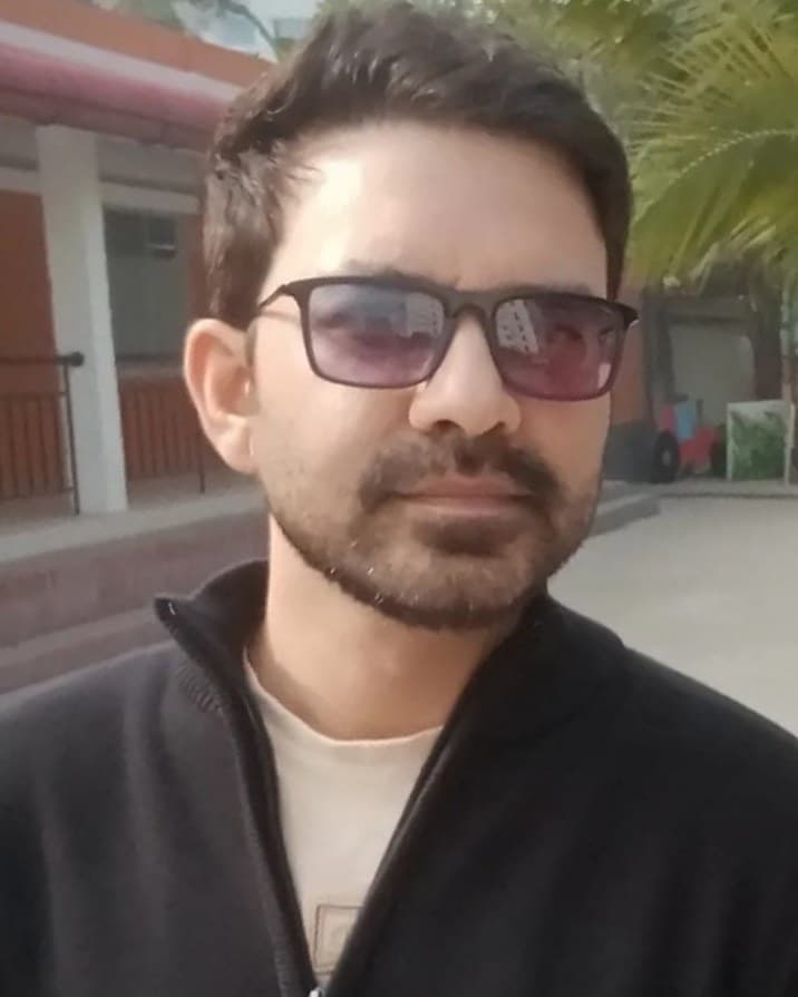 Tauhid Mostafa, O-Level English Language Teacher
